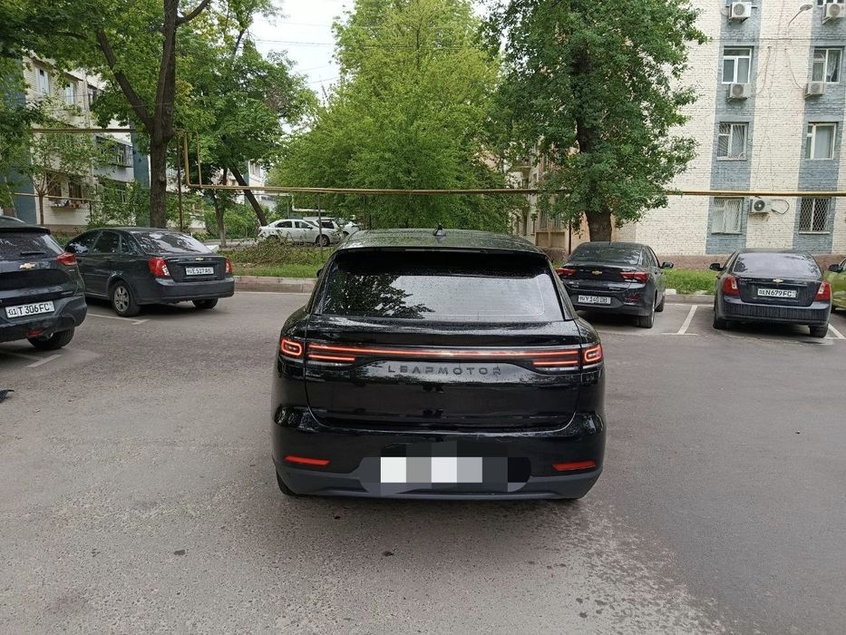 LEAPMOTOR C11 2025 йил