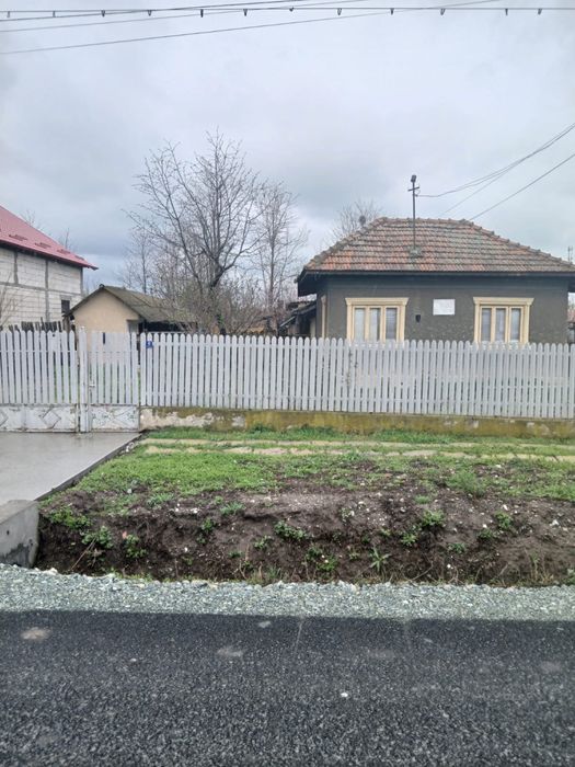 Casa de vanzare