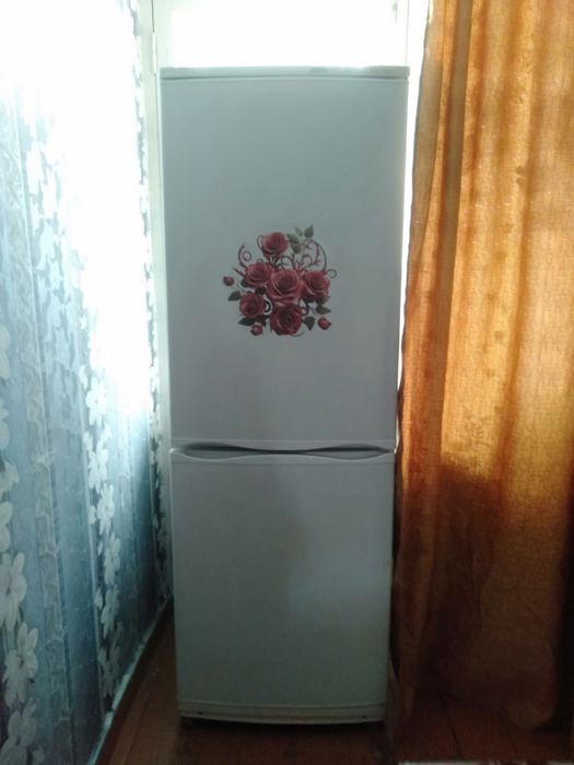 Продам холодильник