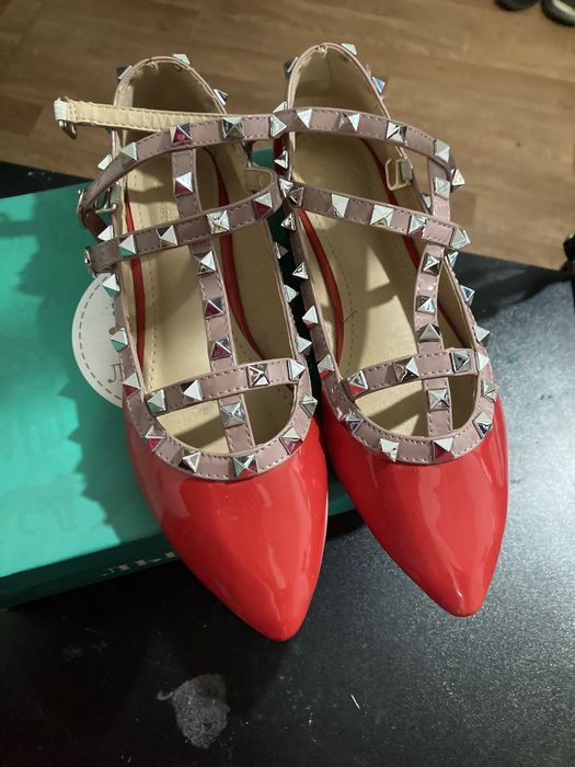 Продам маленкий размер обувь