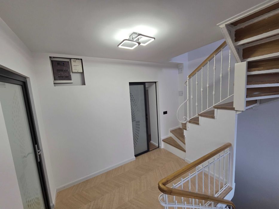 Inchiriere Clădire Birouri P+2-Ultracentral Ploiești-100mp/etaj+Curte