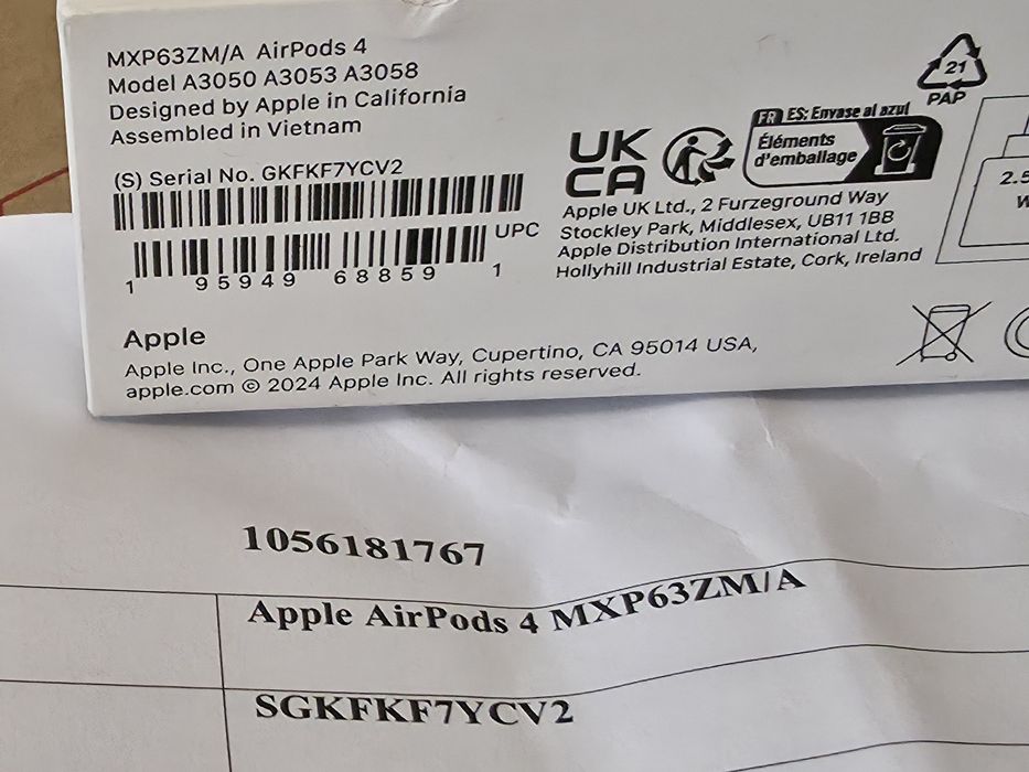 ***ЗАПЕЧАТАНИ Apple AirPods 4 Гаранция A1 2027г. White / Бели