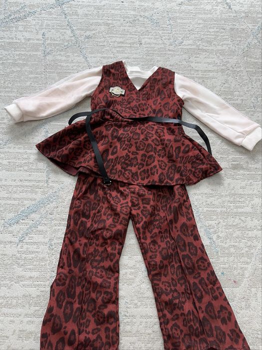 Продам двойки на девочку