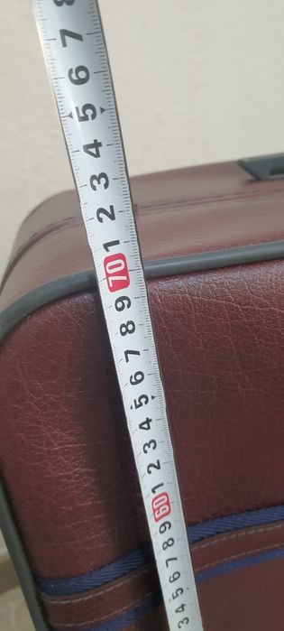 Кожен пътнически куфар