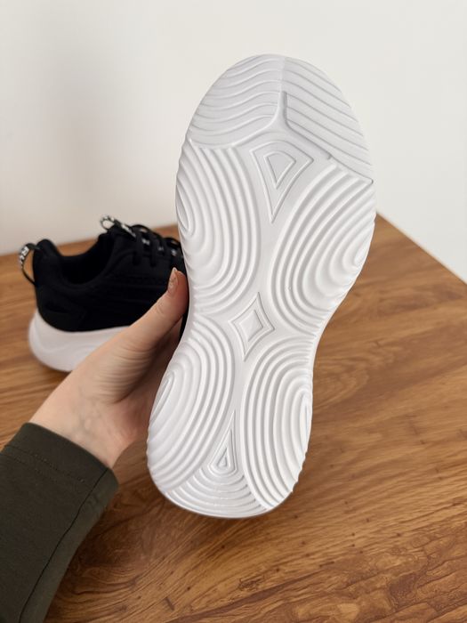 Adidasi/Trainers noi cu mesh de femei