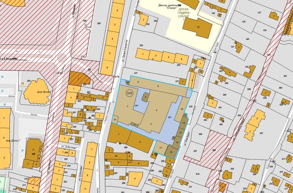 Продава се Офис в Габрово, Център - 510 кв.м за 178 €/кв.м - Снимка #1