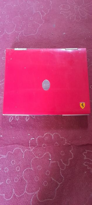 Acer notebook sotiladi