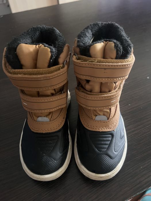 Дебели зимни детски ботуши 25 рр