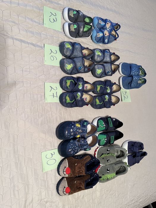 Пантофи с номера от 23 до 32