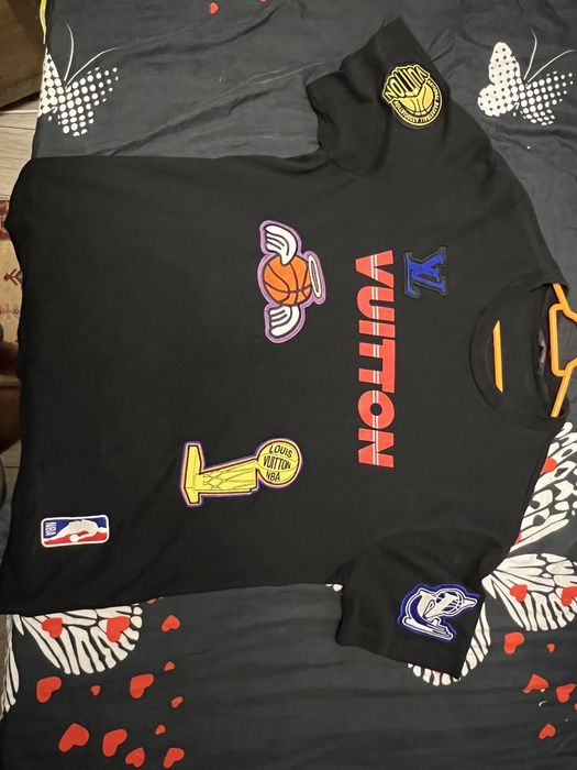 Vând tricou Louis Vuitton x NBA editia din 2021