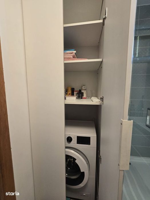 Metrou Calea Grivitei - centrala si loc de parcare