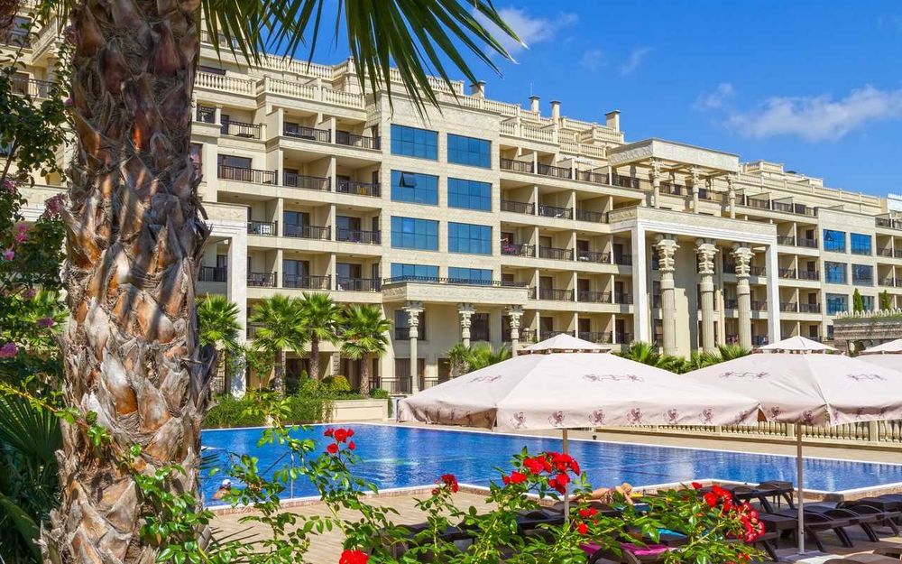 Продава се Двустаен апартамент в Варна, Център - 66 кв.м за 1591 €/кв.м - Снимка #12