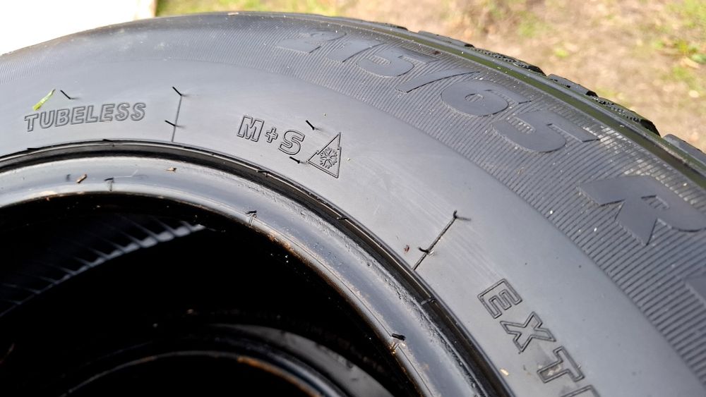 Cauciucuri 215/ 65/ 16