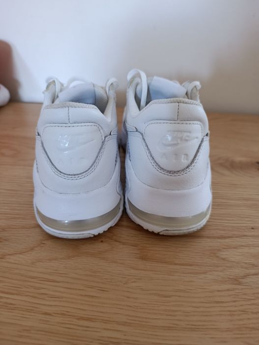 Дамски маратонки Nike AirMax естествена кожа