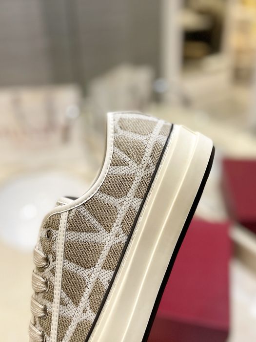 Tenesi Valentino 35-44