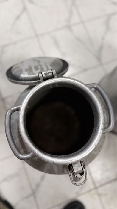 Продам бедон 2 штуки.