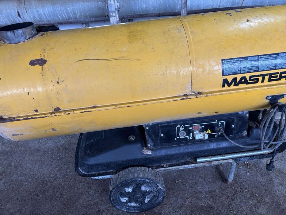 Дизелова печка Master 81kW