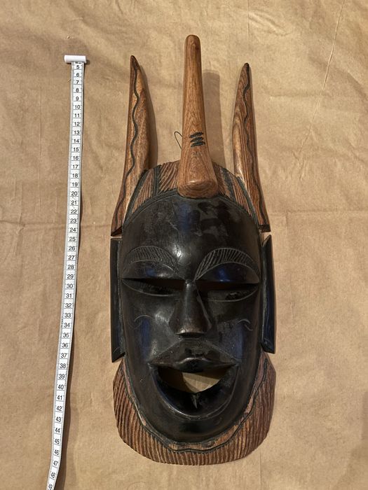 MASTI Africane din lemn