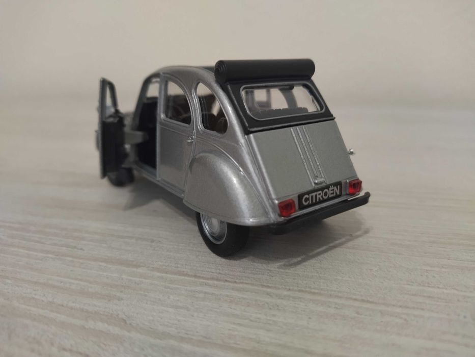 Метална количка Citroen 2 CV !!!