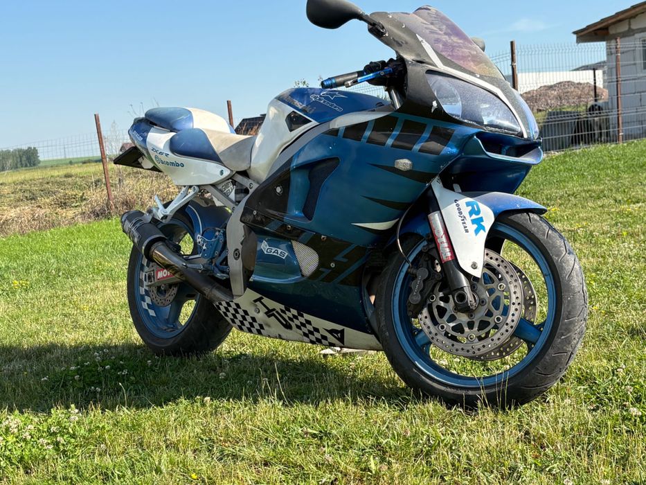 kawasaki zx7r • Anunturi gratuite • OLX.ro
