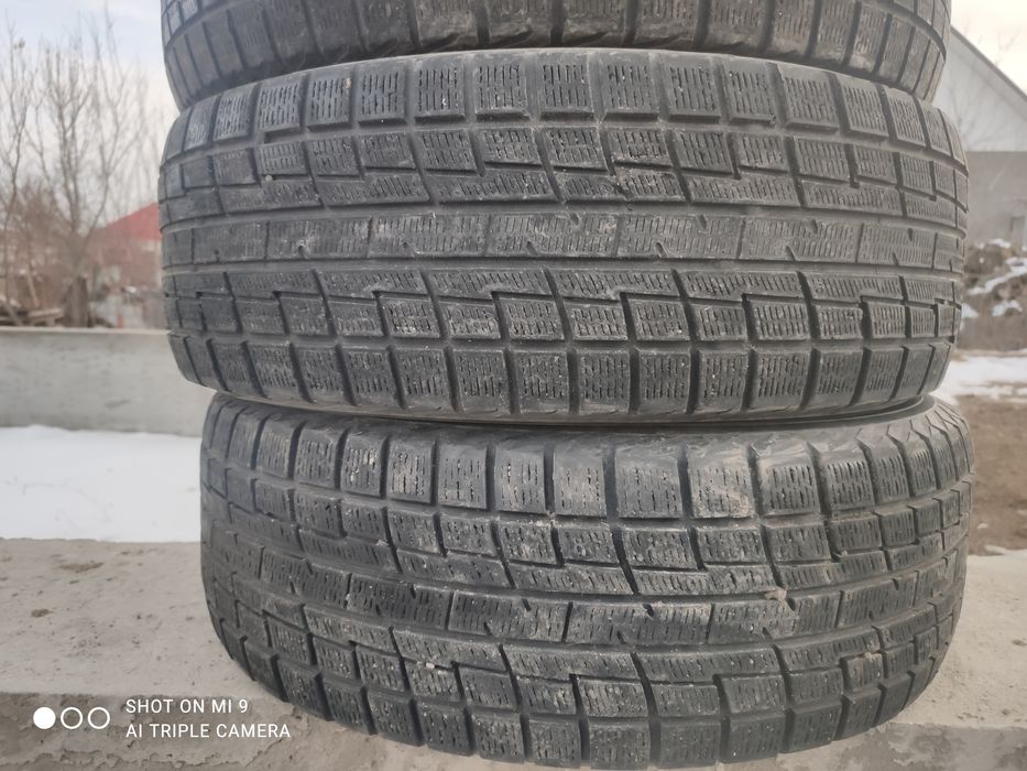 Продам зимние шины 215/60/16