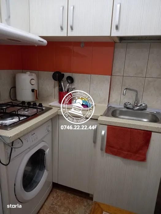 Apartament 1 Camera de vanzare Podu Ros