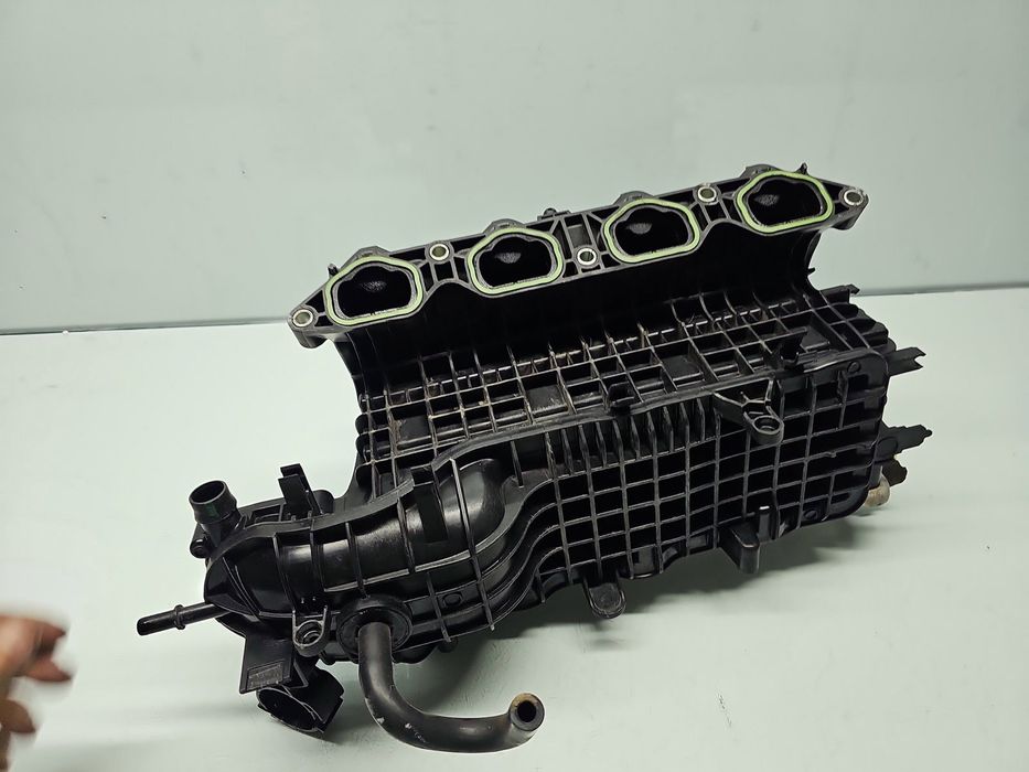 Galerie admisie Volkswagen Passat B8 (3G2) [Fabr 2015-prezent] 04E1457