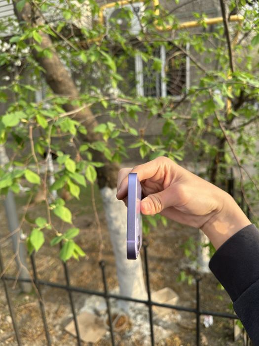 Iphone 12 128gb 75% akb