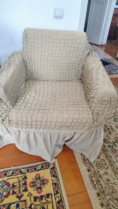 Продам мебель, хоз. утварь, посуду