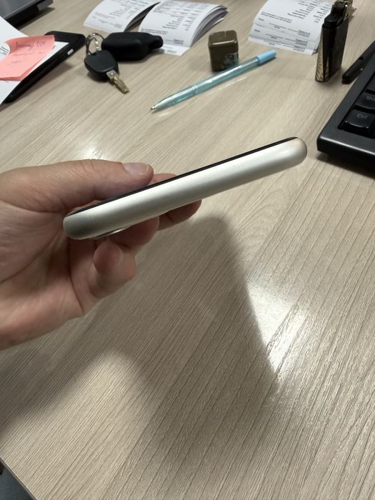 Iphone 16 pro 256gb +iphone 11 128gb