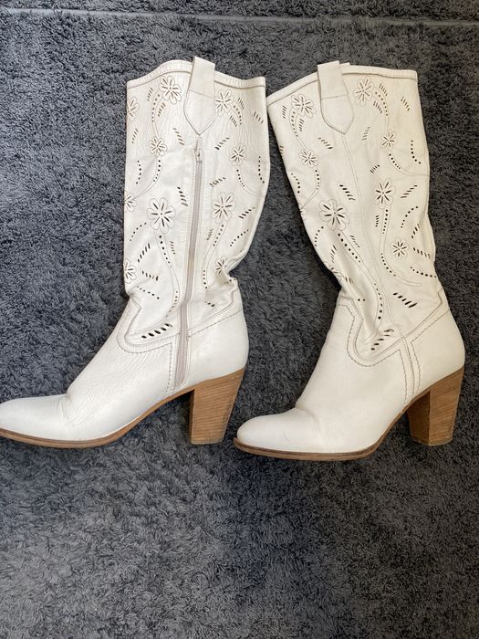 Дамски ботуши и боти 40 и 41 номер