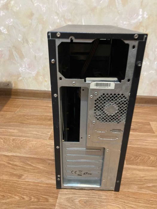 Корпус ATX в хорошем состоянии