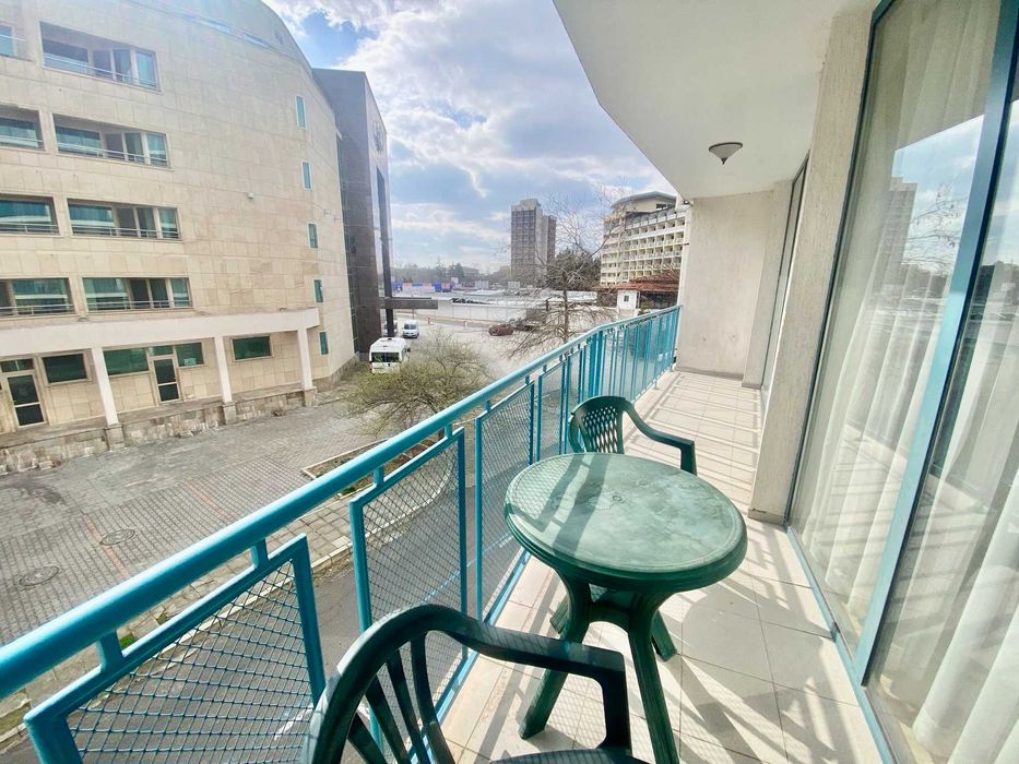 Продава се Двустаен апартамент в к.к. Слънчев бряг - 70 кв.м за 656 €/кв.м - Снимка #9