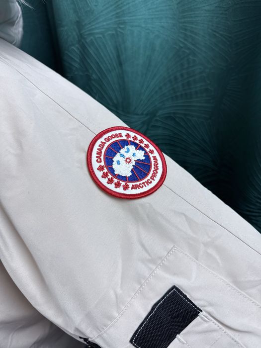 Canada Goose mărimea L