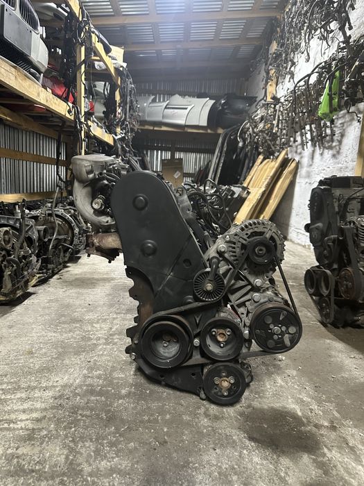 Двигатель Volkswagen golf vento passat 1.8l PF