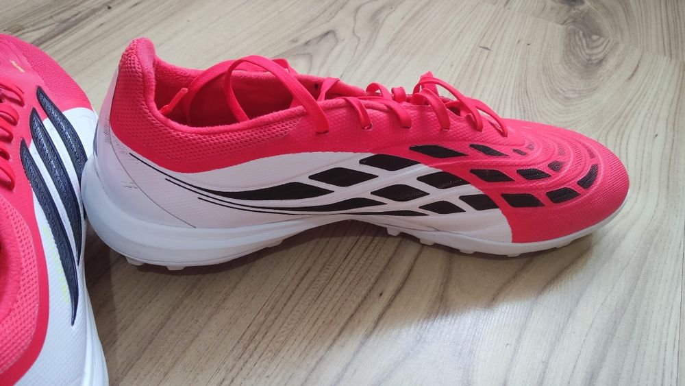 Стоножки Adidas PREDATOR TF  43⅓ номер закупени от Sport Depot