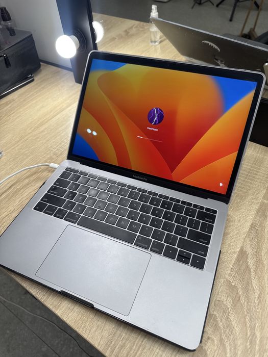 Macbook pro 2017 года