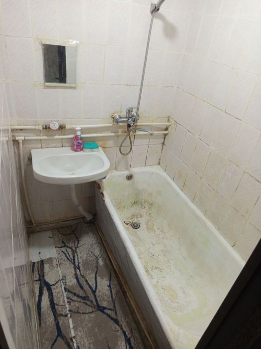 Buxoro shaxrida 2 xonali kvartira ijaraga beriladi