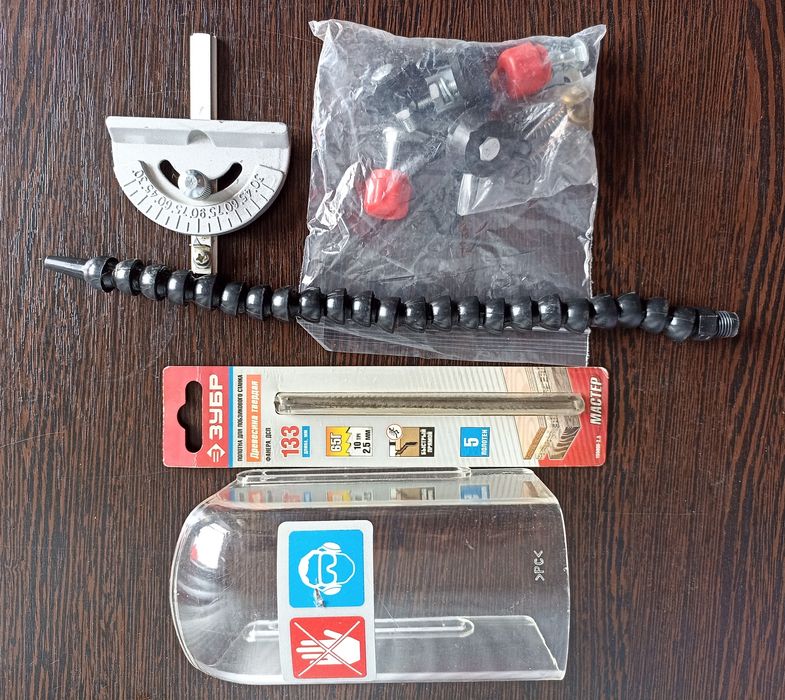 ЗУБР Станок Лобзиковый.