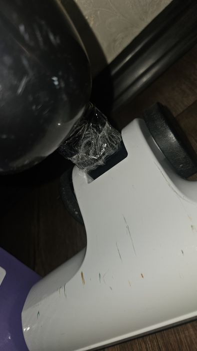 Вертикальный пылесос