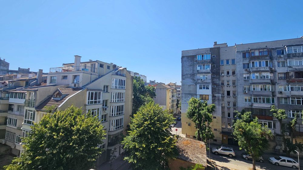 Дава се под наем Тристаен апартамент в Варна, Базар Левски - 90 кв.м за 612 € - Снимка #17