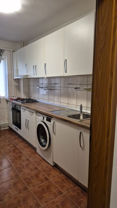 Proprietar, închiriez 2 camere Circumvalațiunii