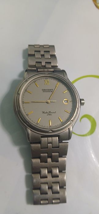 Продам винтажные часы 90х