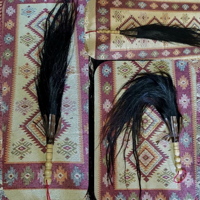 Vând pleaftura/coadă de cal!
Mai multe detalii la numărul de telefon 0