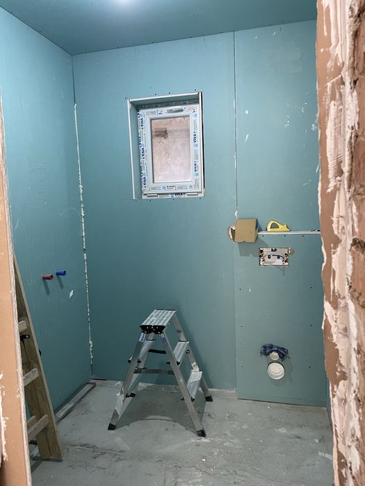 Продавам етаж от къща в район пазара