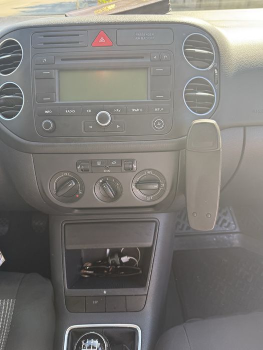 Se vinde Golf 5 plus 2006