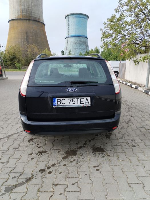 Vand:  Ford Focus 2 Hatchback 2010