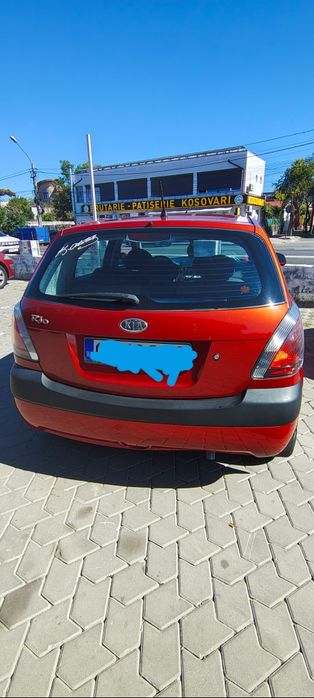 Kia Rio 1.4, benzină,2006 • În familie de nouă • ITP/RCA la zi”.