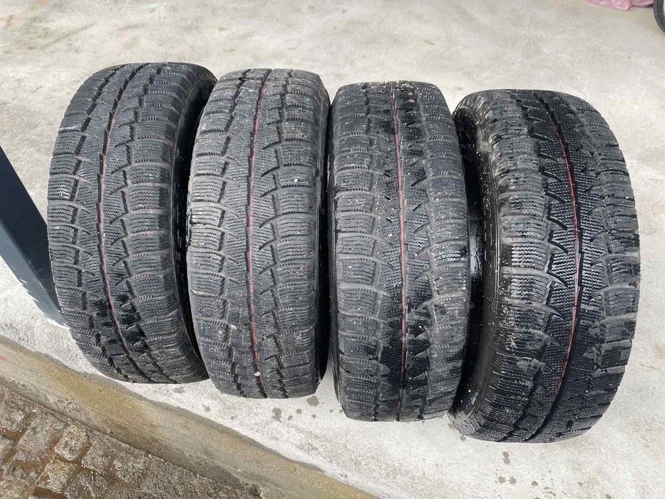 Зимни гуми 195/65/15 - 4броя