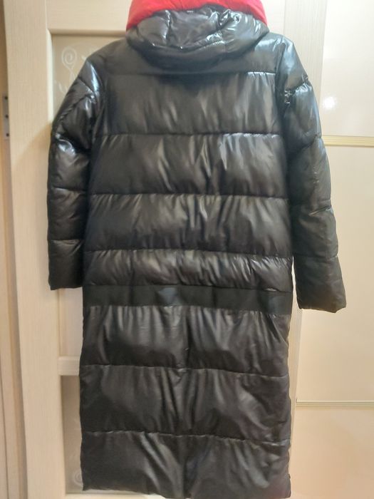 Продам пуховик б/у